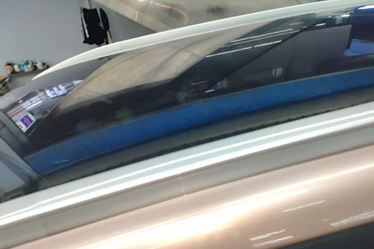 Used AION Y 2023 Plus 510 Tech Edition Roof