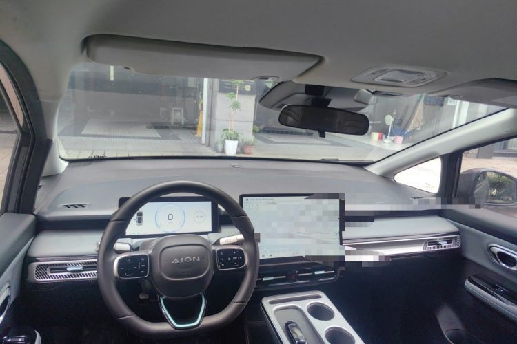 Used AION Y 2023 Plus 510 Enjoy Edition Center Console