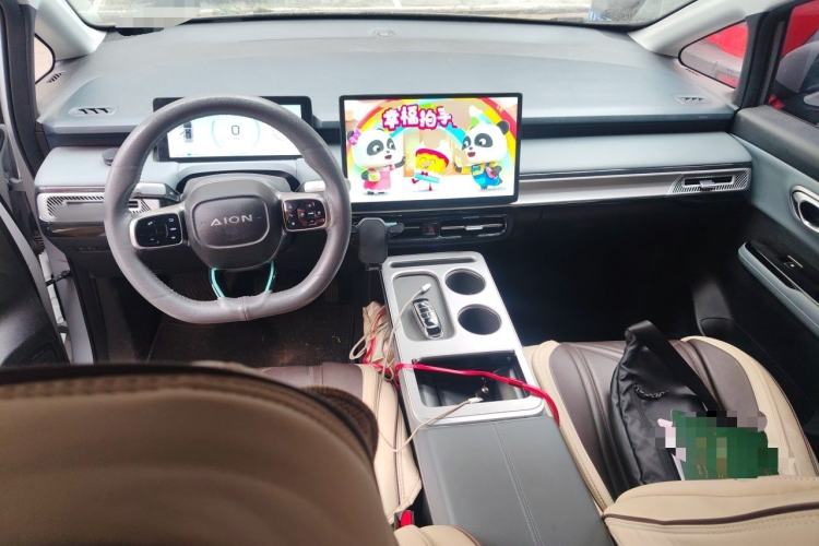 Used AION Y 2023 Plus 610 Enjoy Edition Center Console