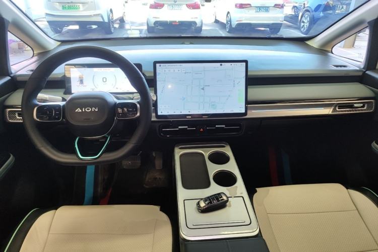 Used AION Y 2023 Plus 510 Smart Edition Center Console