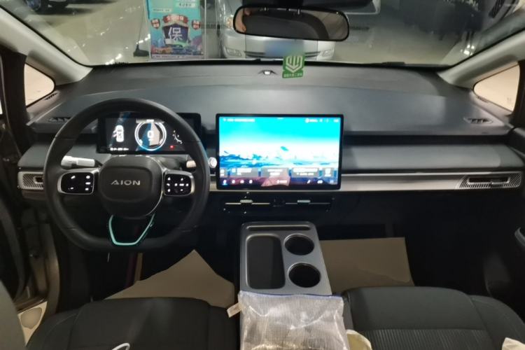 Used AION Y 2023 Plus 510 Enjoy Edition Center Console