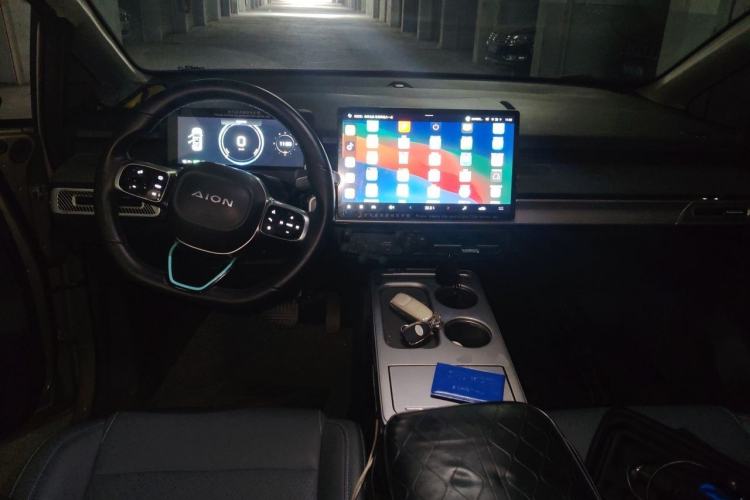 Used AION Y 2023 Younger Star Edition Center Console