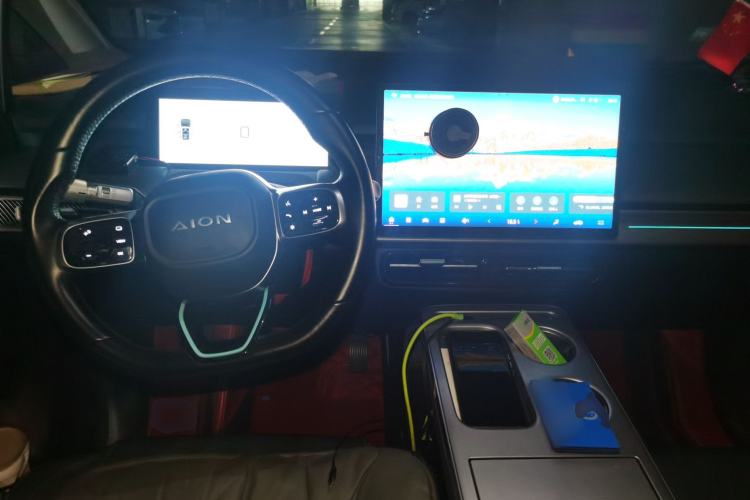 Used AION Y 2023 Plus 510 Smart Edition Center Console