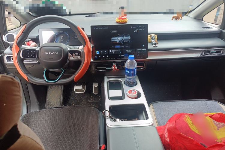 Used AION Y 2023 Plus 510 Smart Edition Center Console