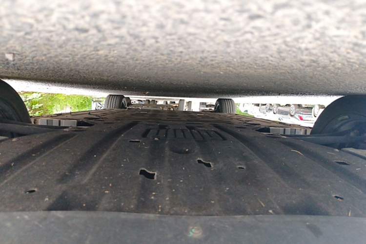 Used AION Y 2023 Plus 510 Executive Edition Chassis Front