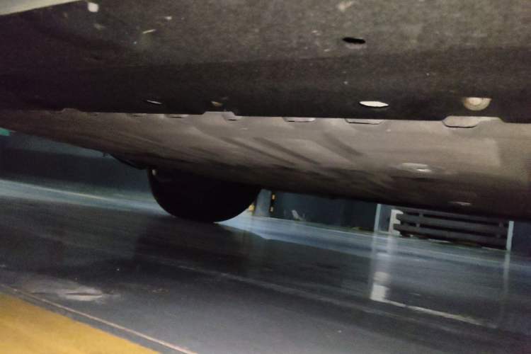 Used AION Y 2023 Plus 510 Executive Edition Chassis Front Right