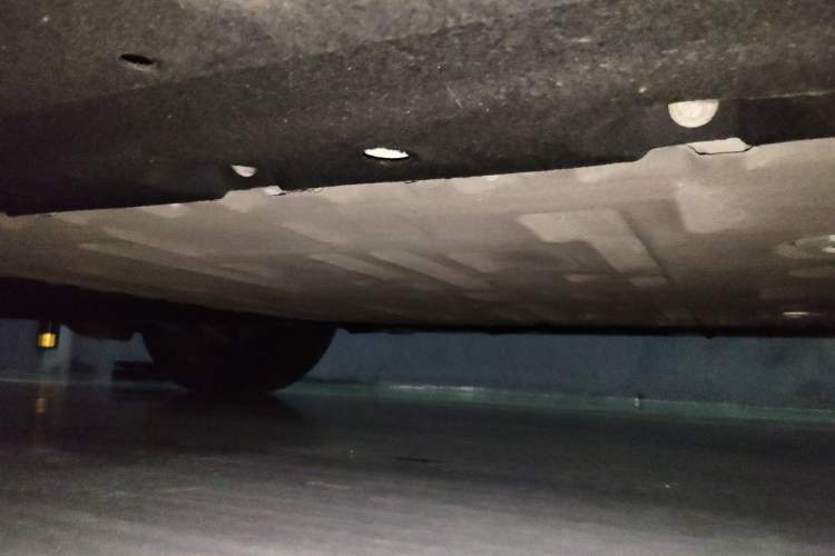Used AION Y 2023 Plus 510 Executive Edition Chassis Rear Left