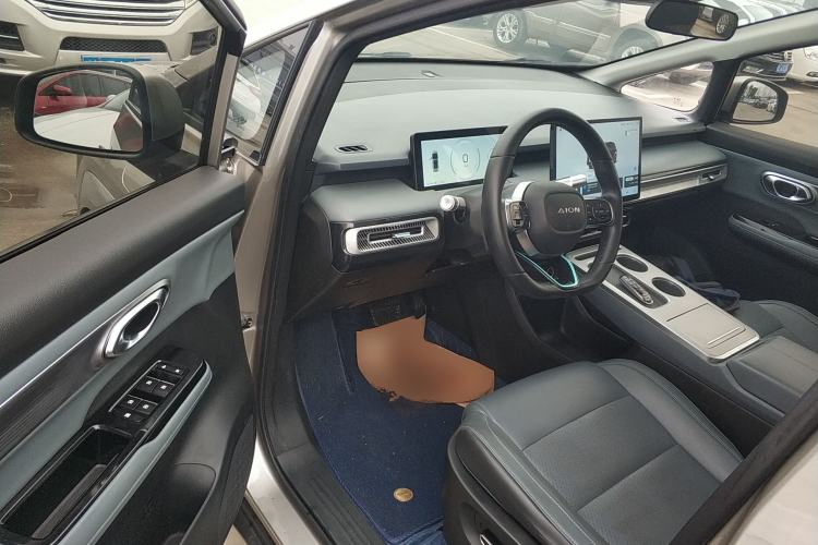 Used AION Y 2023 Plus 510 Smart Edition Driver Seat