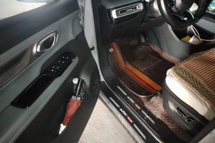Used AION Y 2023 Younger Star Edition Driver Seat