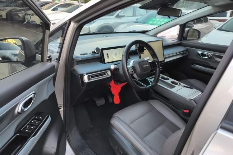Used AION Y 2023 Plus 610 Enjoyment Edition Ternary Lithium Driver Seat
