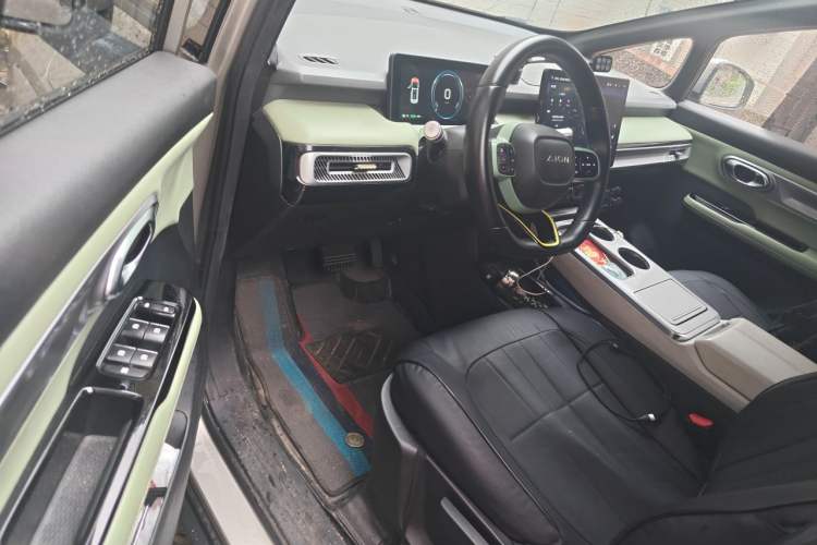 Used AION Y 2023 Plus 510 Enjoy Edition Driver Seat