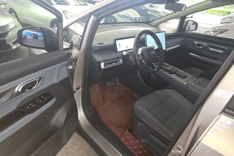 Used AION Y 2023 Plus 510 Enjoy Edition Driver Seat