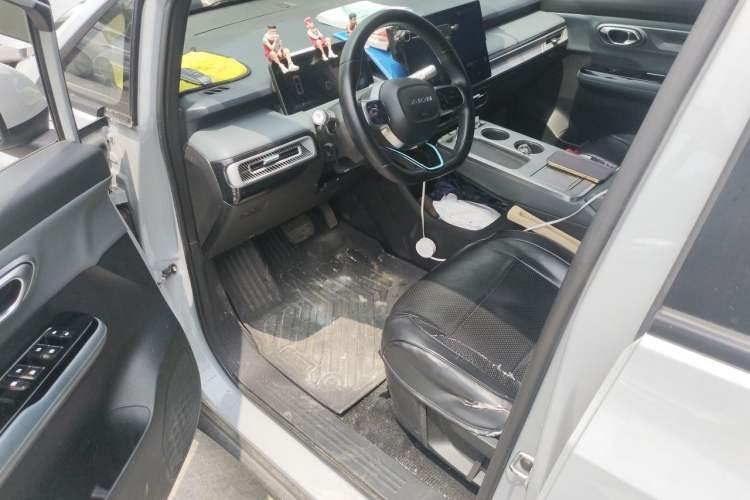 Used AION Y 2023 Plus 510 Enjoy Edition Driver Seat