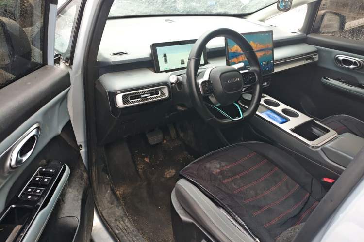 Used AION Y 2023 Younger Driver Seat