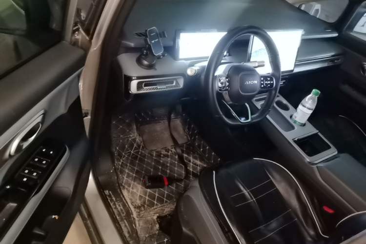 Used AION Y 2023 Plus 510 Enjoy Edition Driver Seat