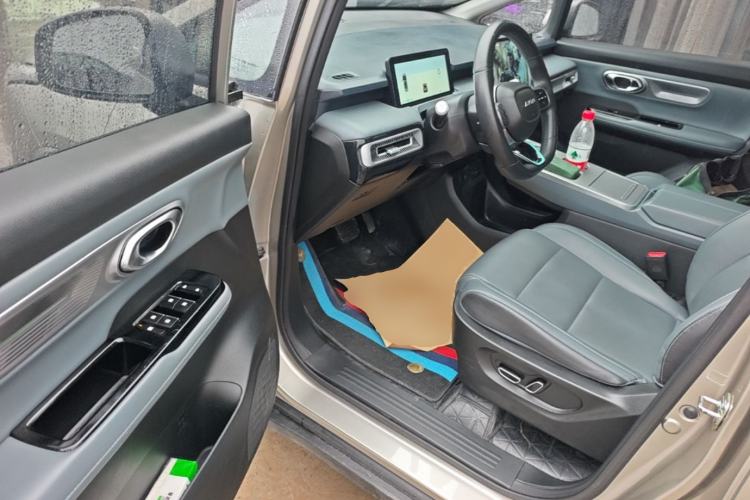 Used AION Y 2023 Plus 510 Smart Edition Driver Seat
