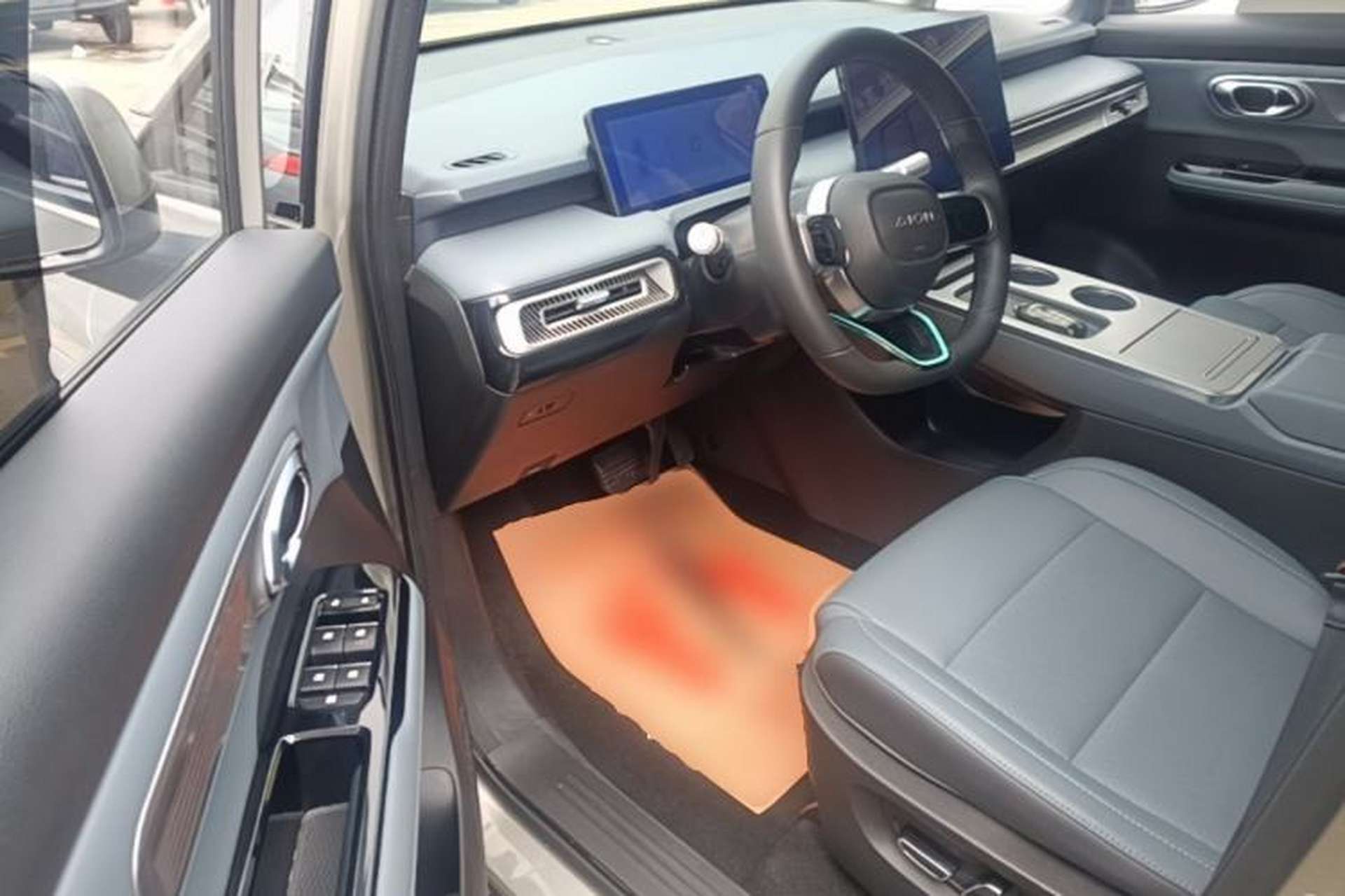 Used AION Y 2023 Plus 510 Smart Edition Driver Seat