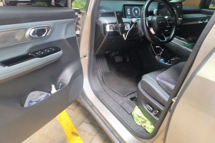 Used AION Y 2023 Younger Star Edition Driver Seat