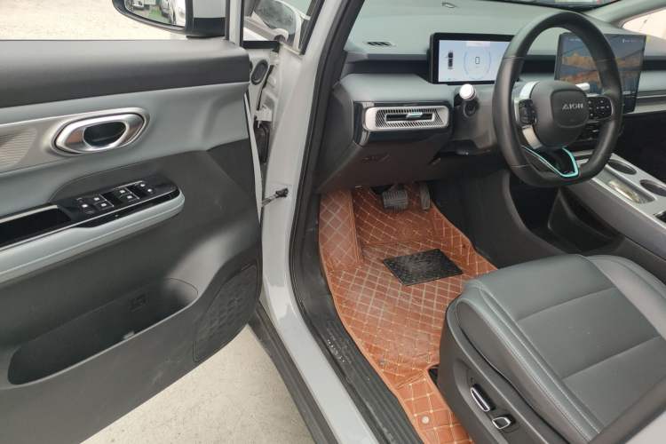 Used AION Y 2023 Plus 510 Smart Edition Driver Seat