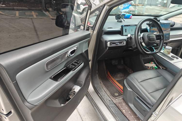 Used AION Y 2023 Plus 610 Enjoy Edition Driver Seat