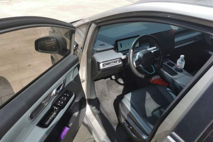 Used AION Y 2023 Younger Star Edition Driver Seat
