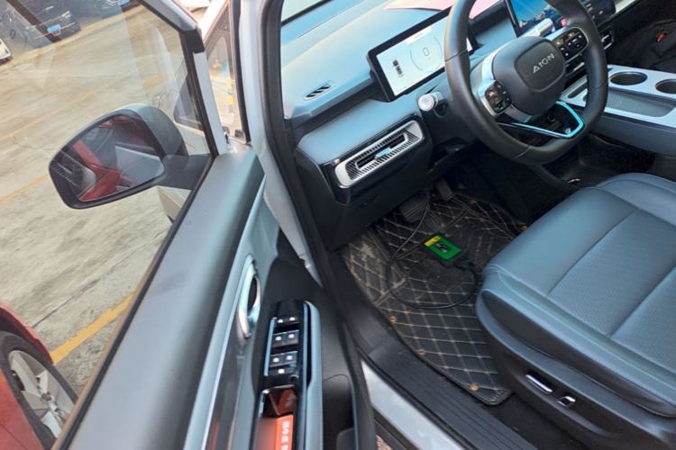 Used AION Y 2023 Younger Star Edition Driver Seat