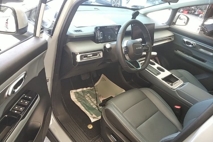 Used AION Y 2023 Plus 510 Smart Edition Driver Seat