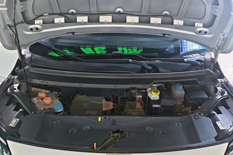 Used AION Y 2023 Younger Engine Bay