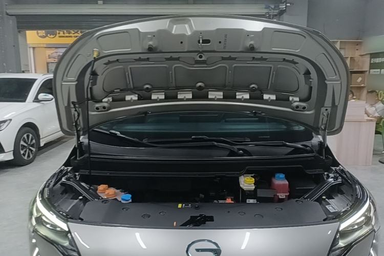 Used AION Y 2023 Younger Engine Bay