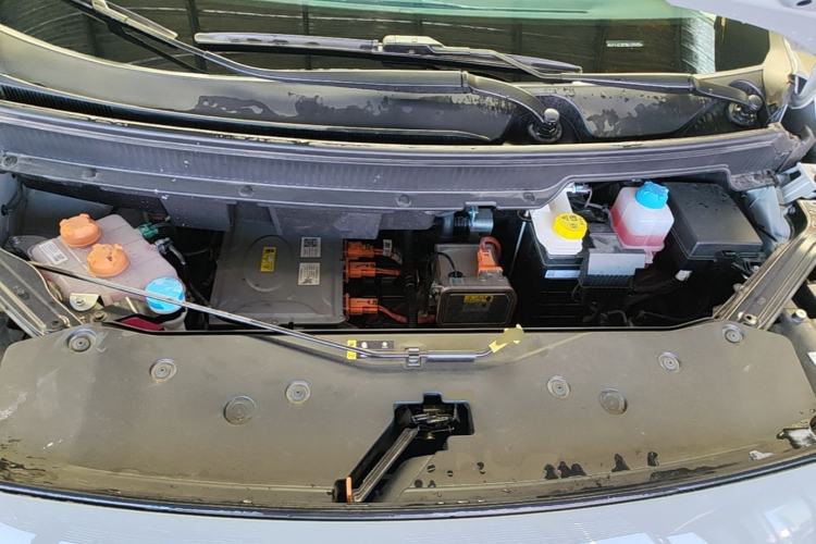Used AION Y 2023 Plus 510 Smart Edition Engine Bay