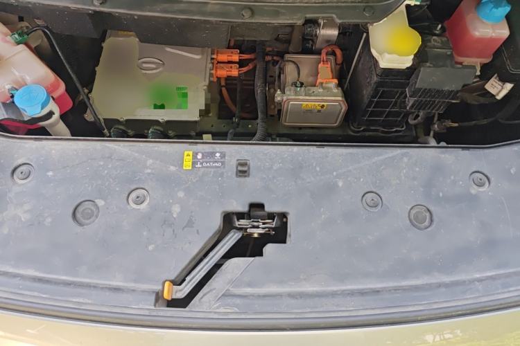 Used AION Y 2023 Plus 610 Smart Edition Ternary Lithium Engine Bay