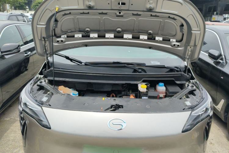 Used AION Y 2023 Plus 510 Executive Edition Engine Bay
