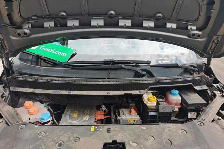Used AION Y 2023 Younger Engine Bay