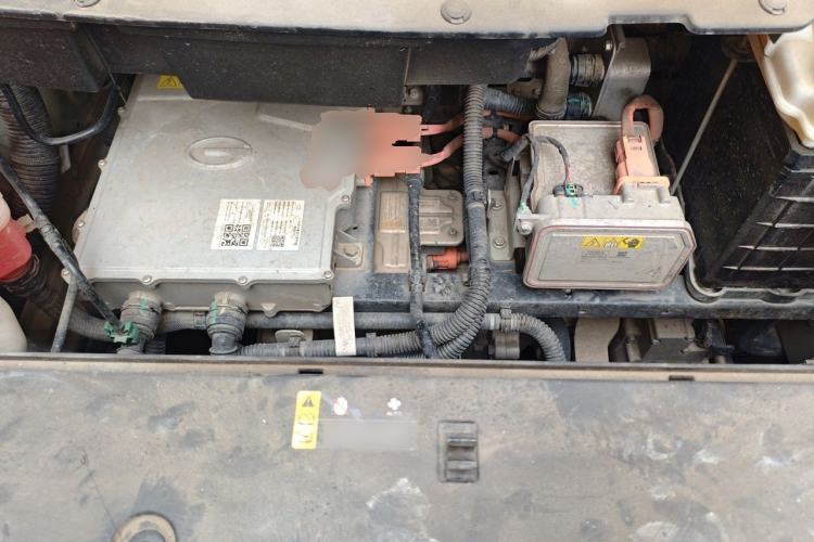Used AION Y 2023 Younger Engine Bay