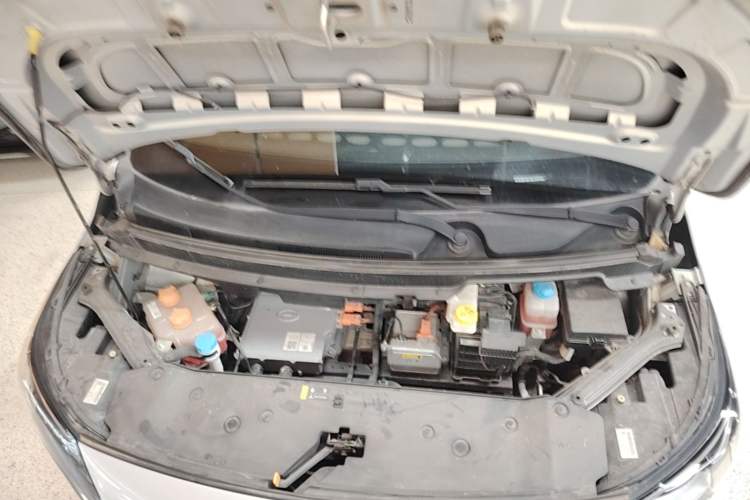 Used AION Y 2023 Younger Star Edition Engine Bay