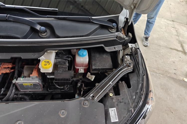 Used AION Y 2023 Plus 510 Enjoy Edition Engine Bay Left