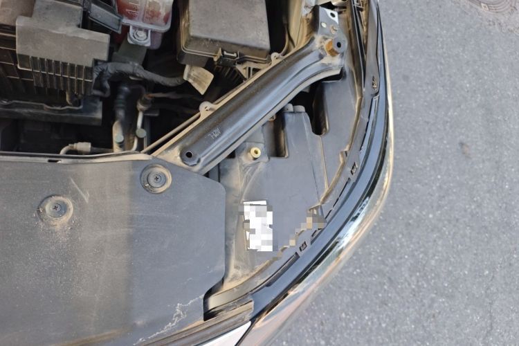 Used AION Y 2023 Younger Engine Bay Left