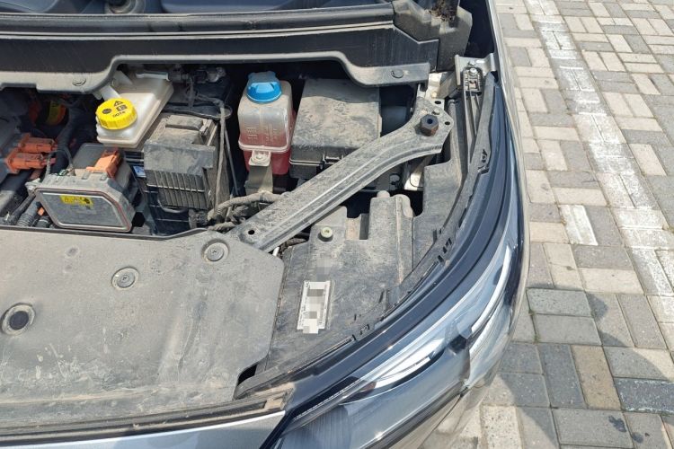 Used AION Y 2023 Plus 510 Enjoy Edition Engine Bay Left