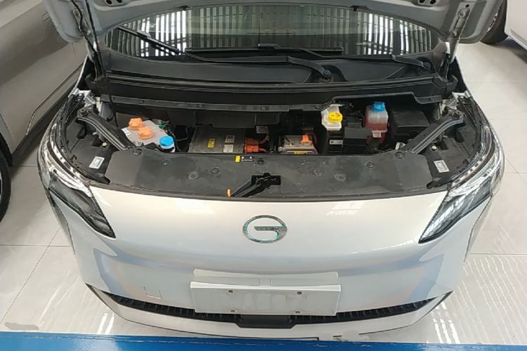Used AION Y 2023 Younger Engine Bay
