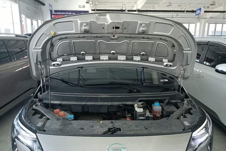 Used AION Y 2023 Plus 510 Smart Edition Engine Bay