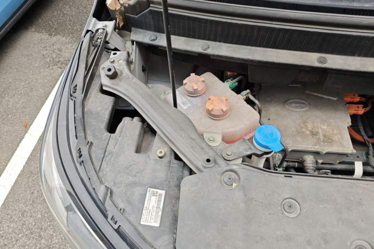 Used AION Y 2023 Plus 510 Enjoy Edition Engine Bay Right