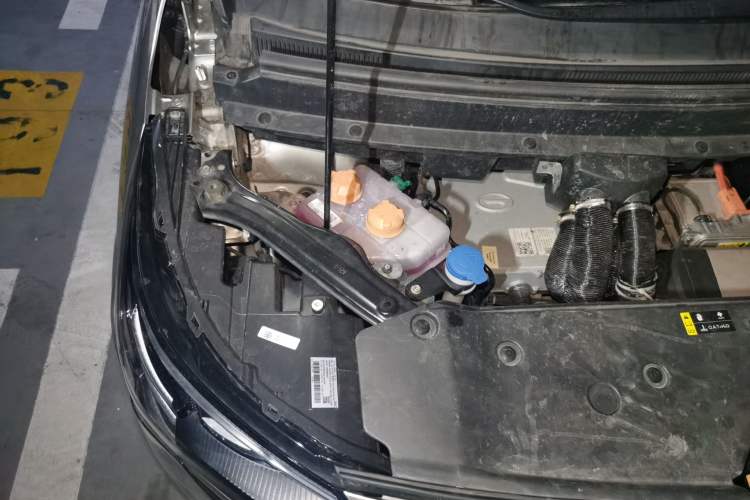 Used AION Y 2023 Plus 510 Smart Edition Engine Bay Right