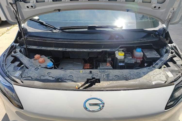 Used AION Y 2023 Plus 510 Smart Edition Engine Bay
