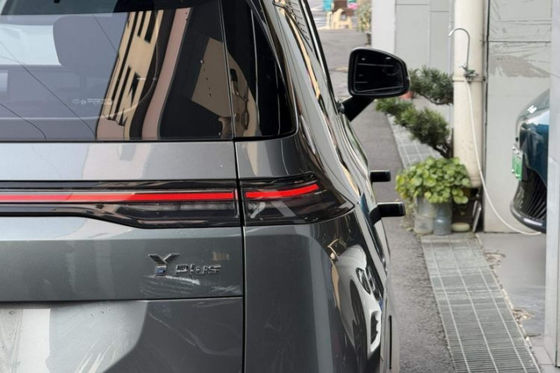 Used AION Y 2023 Plus 510 Enjoy Edition Exterior 1