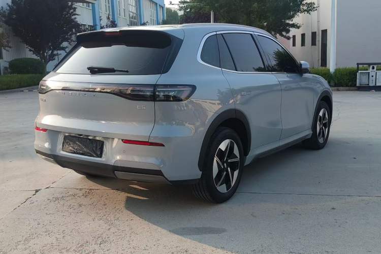 Used AION Y 2023 Plus 510 Smart Edition Exterior 2
