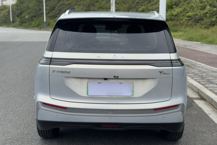Used AION Y 2023 Younger Exterior 3