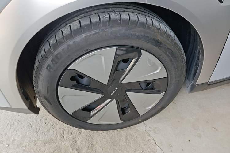 Used AION Y 2023 Plus 610 Enjoy Edition Exterior 4