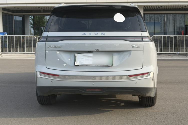 Used AION Y 2023 Plus 510 Smart Edition Exterior 4