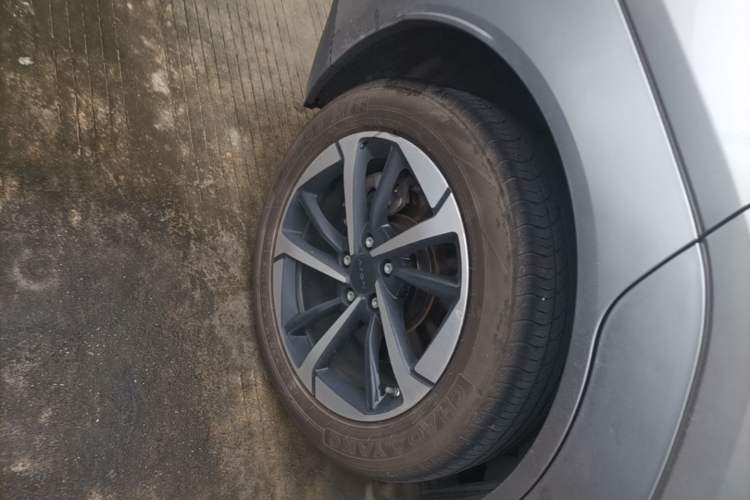 Used AION Y 2023 Plus 510 Smart Edition Exterior 5