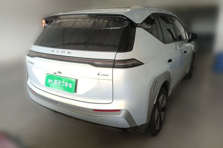 Used AION Y 2023 Younger Exterior 5